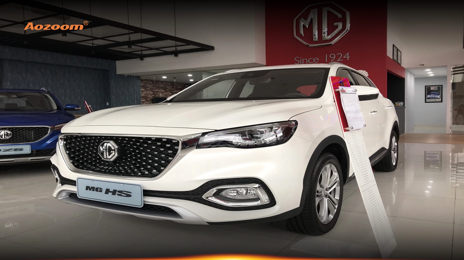 Xe MG HS màu đen sang trọng