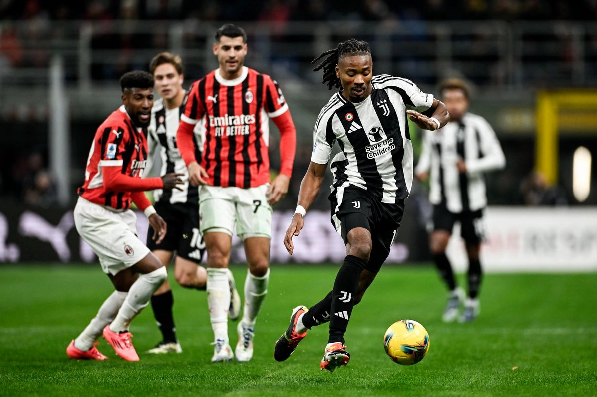 Juventus vs AC Milan: Đại chiến Serie A 2026 - Phân tích chuyên sâu Ảnh các huấn luyện viên Juventus và AC Milan chỉ đạo trên sân