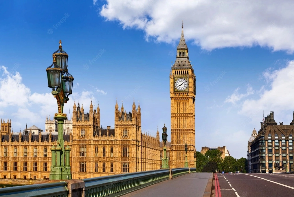 Bên trong tháp đồng hồ Big Ben