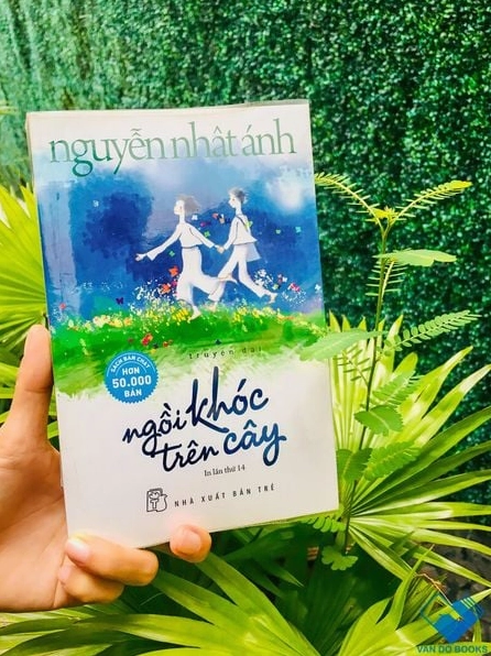 Ngồi Khóc Trên Cây là tác phẩm của nhà văn nào? Hé lộ tác giả và nội dung Bìa sách Ngồi Khóc Trên Cây của Nguyễn Nhật Ánh