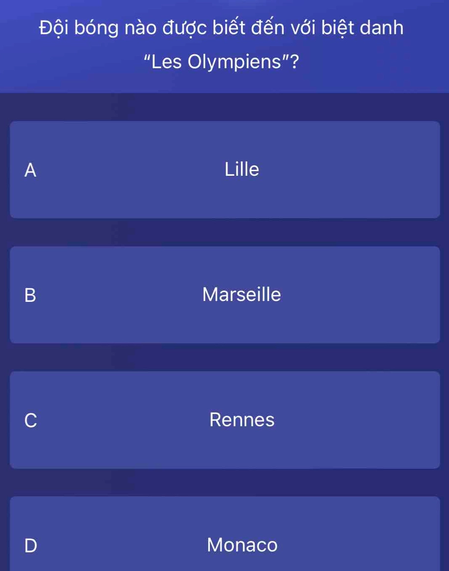 Biểu tượng Olympique de Marseille và cờ Pháp