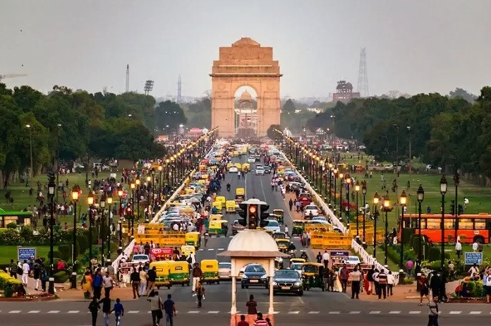 Cảnh quan đường phố nhộn nhịp tại Delhi