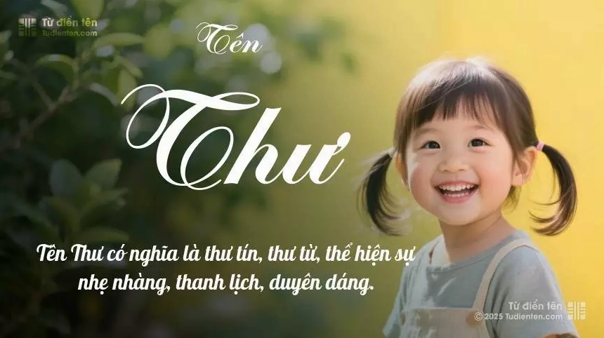 Cô gái đang viết thư tay