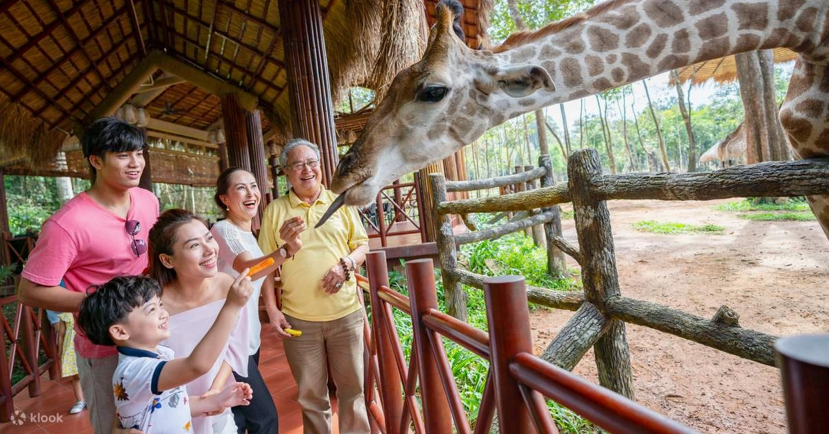 Cổng vào Vinpearl Safari Phú Quốc