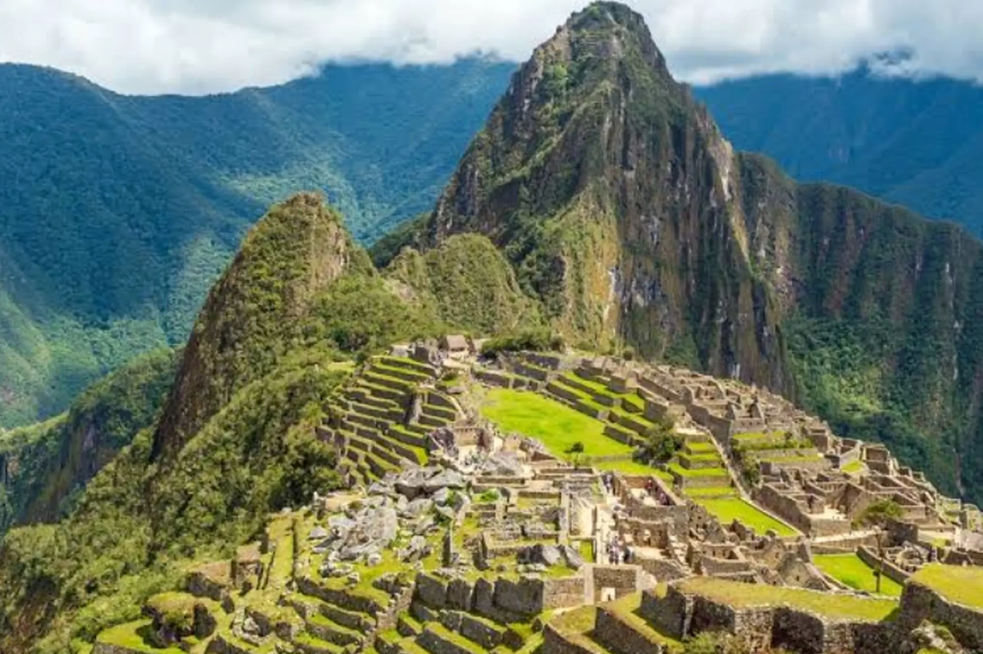 ia-danh-machu-picchu-thuoc-quoc-gia-nao-giai-ma-bi-an_960