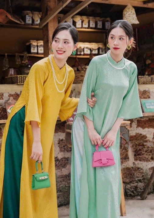 Sự đa dạng của trang phục truyền thống Việt Nam
