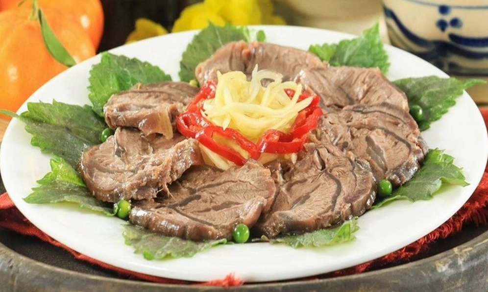 Thịt bò hấp sả thơm lừng