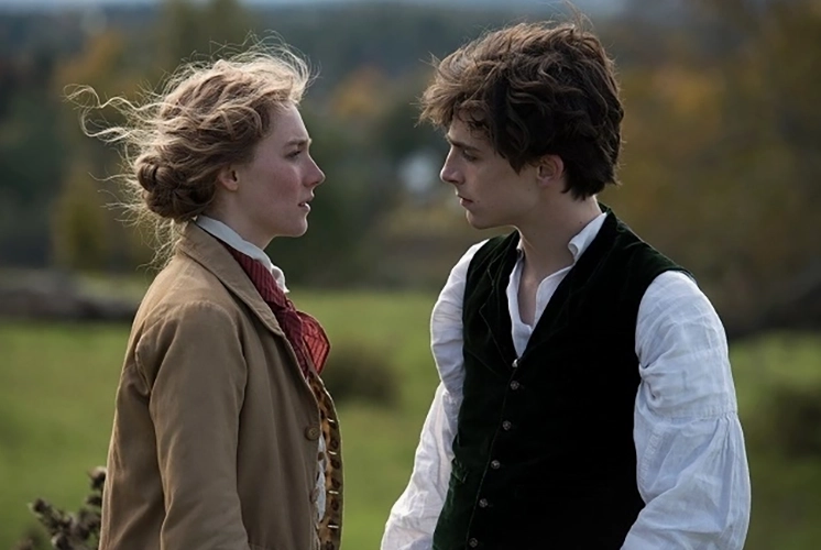 Timothée Chalamet và Saoirse Ronan trong Little Women