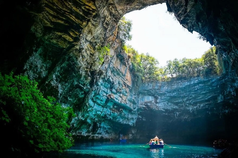Toàn cảnh khu du lịch Phong Nha Kẻ Bàng